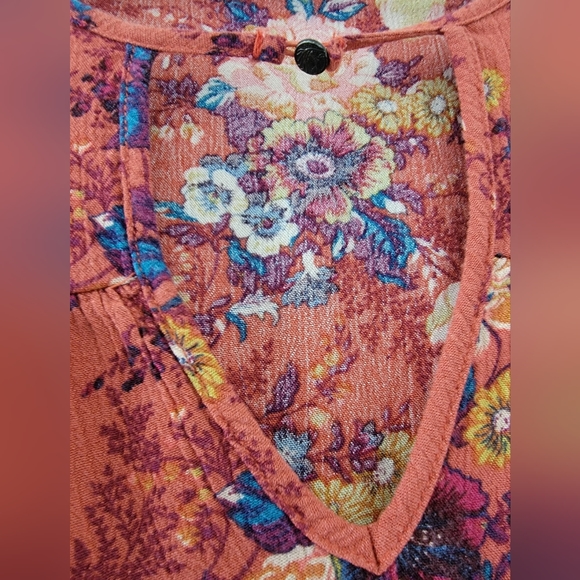 American Eagle Boho Floral Top Size M - Picture 6 of 6
